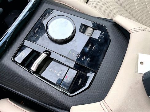 Used 2025 BMW X3 xDrive30i w/ Convenience Package image 37