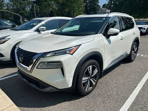 Used 2022 Nissan Rogue SL w/ SL Premium Package FWD image 13