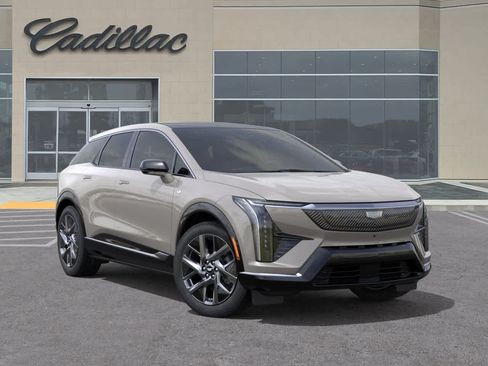 New 2027 Cadillac Optiq Luxury AWD/4WD image 7