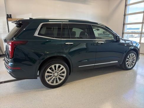Used 2024 Cadillac XT6 Premium Luxury w/ LPO, Floor Liner Package AWD/4WD image 10