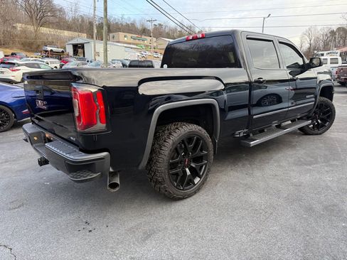 Used 2017 GMC Sierra 1500 SLT w/ SLT Premium Package image 17