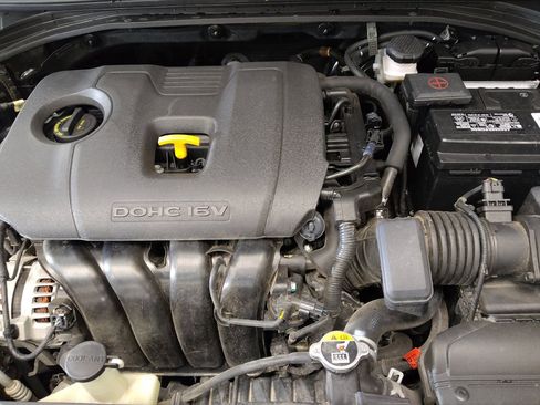 Used 2020 Hyundai Elantra SE w/ Cargo Package (C1) FWD image 30