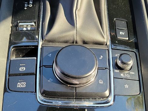 Certified 2025 MAZDA CX-50 2.5 Hybrid w/ Weather Package image 35