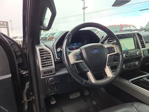 Used 2017 Ford F250 Platinum w/ Platinum Ultimate Package image 9