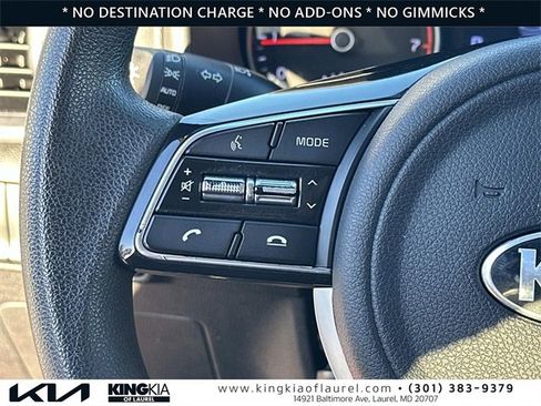 Used 2020 Kia Sportage LX image 10