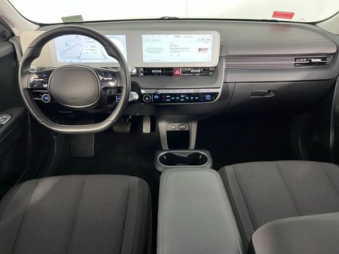 Used 2024 Hyundai Ioniq 5 SE image 13