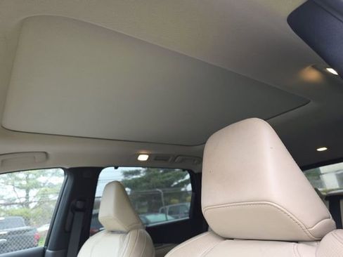 Used 2023 INFINITI QX60 Luxe w/ Cargo Package image 9