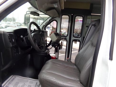 Used 2007 Chevrolet Express 3500 w/ School Bus Package image 9