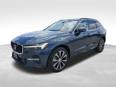 Used 2022 Volvo XC60 B5 Momentum w/ Protection Package Premier