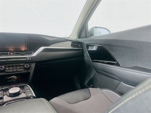 Used 2022 Kia Niro EX w/ Cold Weather Package image 20
