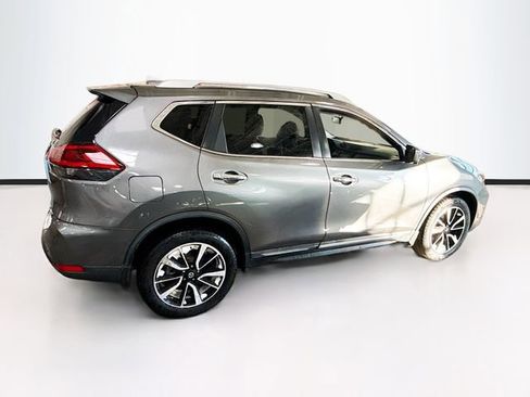 Used 2019 Nissan Rogue SL w/ Premium Package image 5
