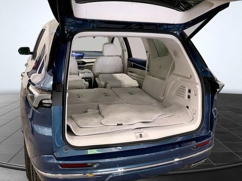 Used 2026 Buick Enclave Avenir w/ Super Cruise Package AWD/4WD image 33