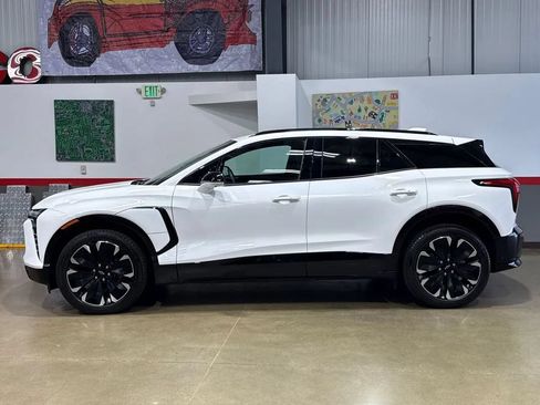 Used 2024 Chevrolet Blazer EV RS AWD/4WD image 5