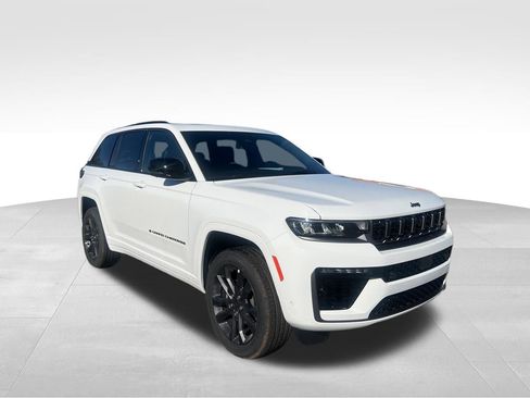New 2026 Jeep Grand Cherokee Limited AWD/4WD image 7