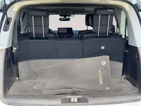 Used 2023 Nissan Armada SL w/ Captain's Chairs Package image 21