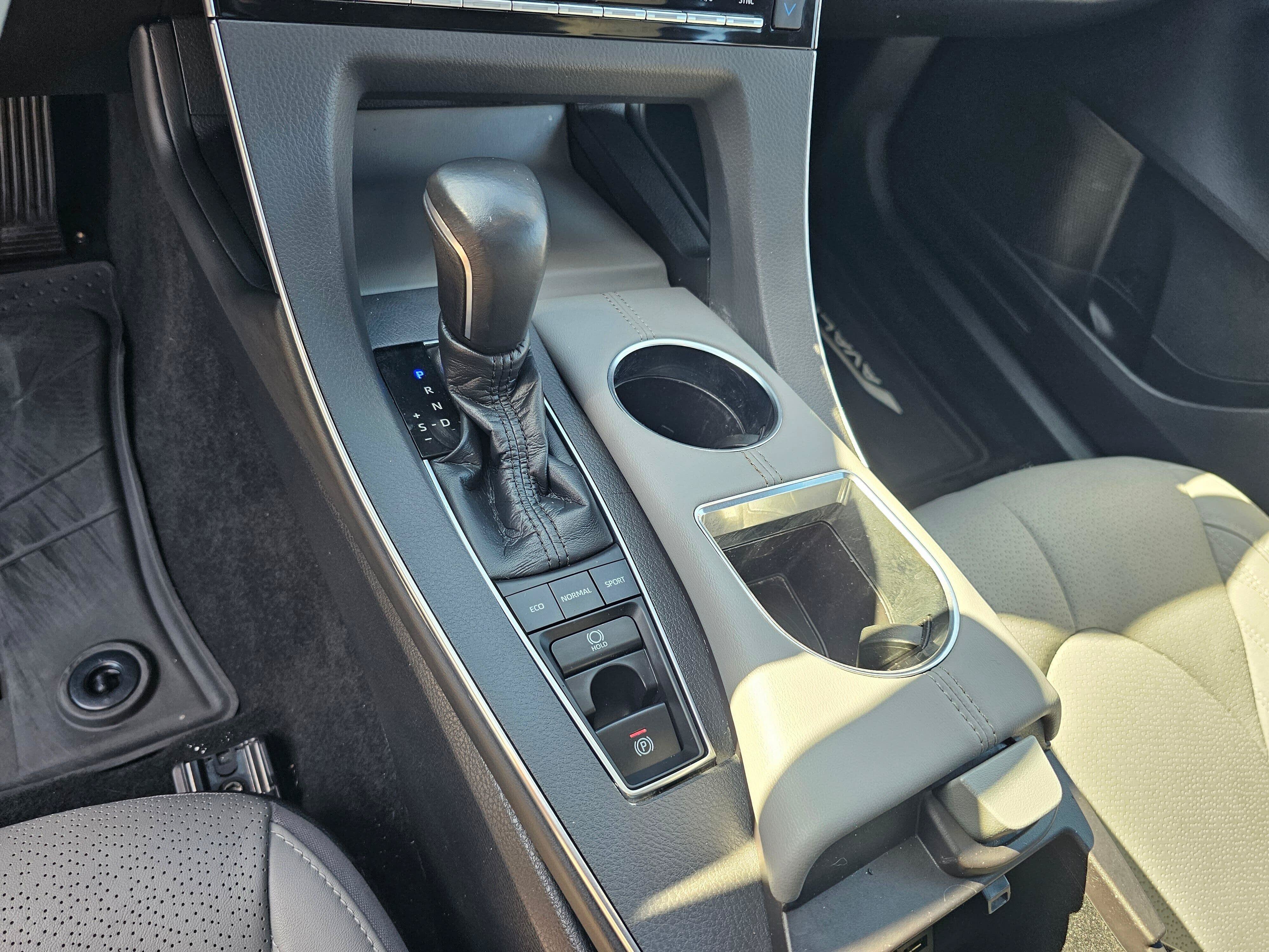Certified 2021 Toyota Avalon Limited w/ Advanced Safety Package FWD image 28