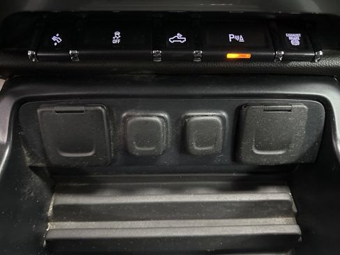 Used 2016 Chevrolet Silverado 2500 LTZ w/ Duramax Plus Package image 39