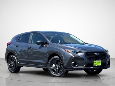 Used 2024 Subaru Crosstrek 2.0i image 2