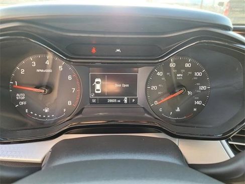 Certified 2025 Chevrolet Trax LS image 24