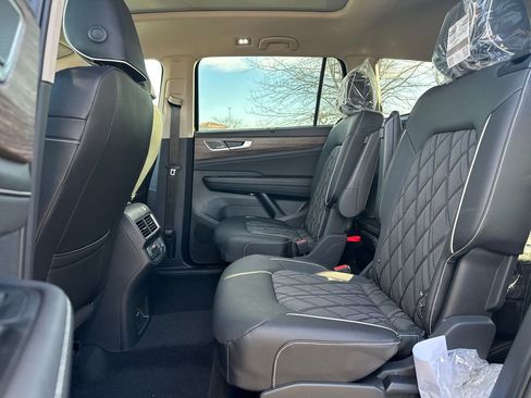 New 2026 Volkswagen Atlas SEL Premium R-Line image 14