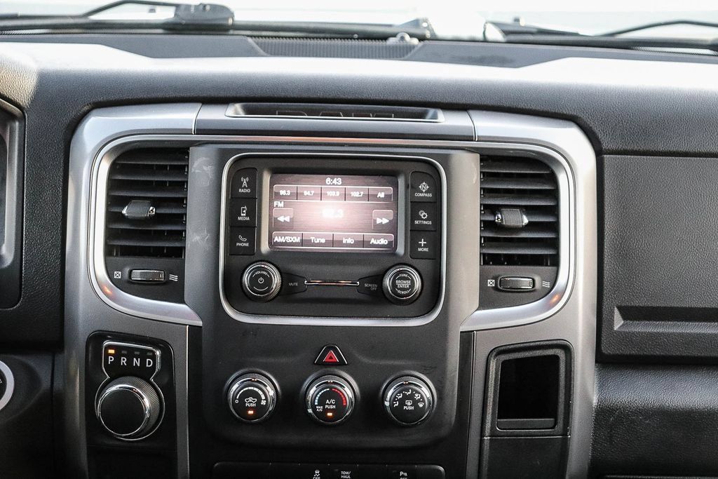 Used 2024 RAM 1500 Warlock RWD image 16