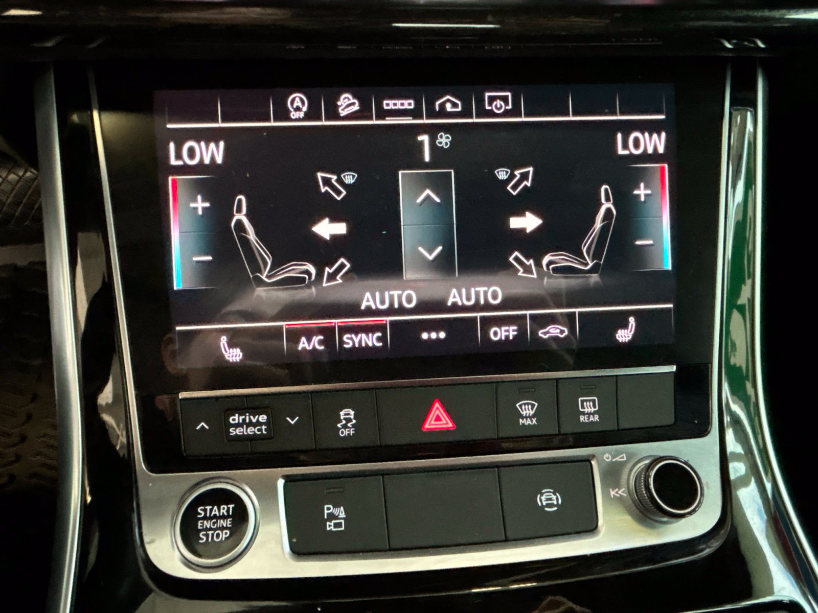Used 2021 Audi Q7 3.0T Premium AWD/4WD image 31