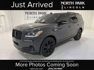 Used 2023 Lincoln Navigator Black Label video 1