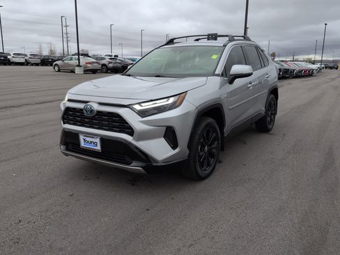 Used 2024 Toyota RAV4 SE w/ Weather Package image 3