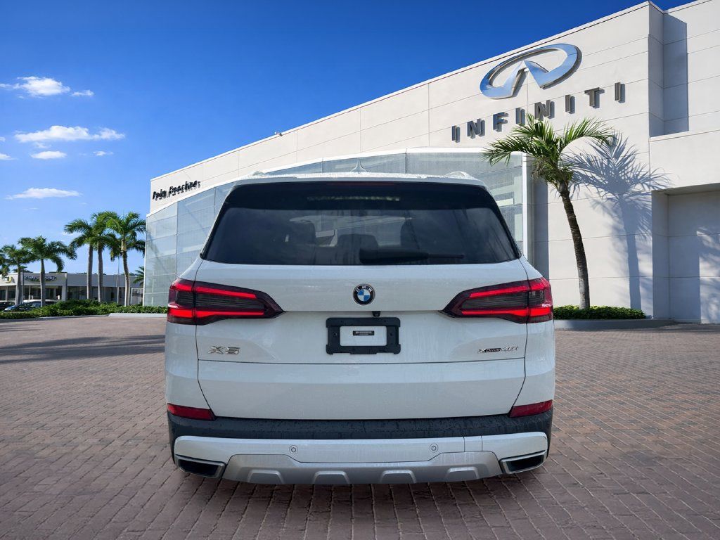 Used 2020 BMW X5 xDrive40i w/ Convenience Package AWD/4WD image 6
