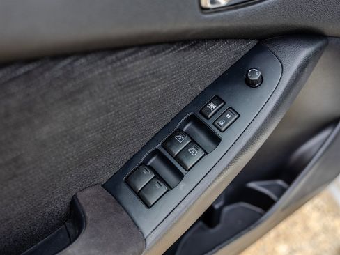 Used 2012 Nissan Altima 3.5 SR image 25