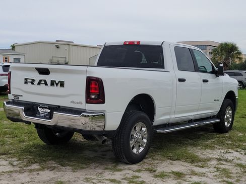 Used 2026 RAM 2500 Big Horn AWD/4WD image 4
