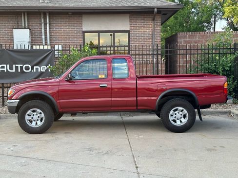 Used 1996 Toyota Tacoma 4x4 Xtracab V6 image 10