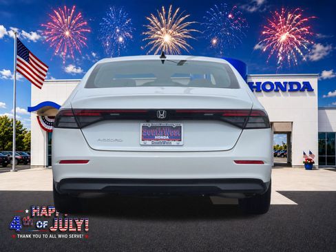 Used 2025 Honda Accord SE image 8