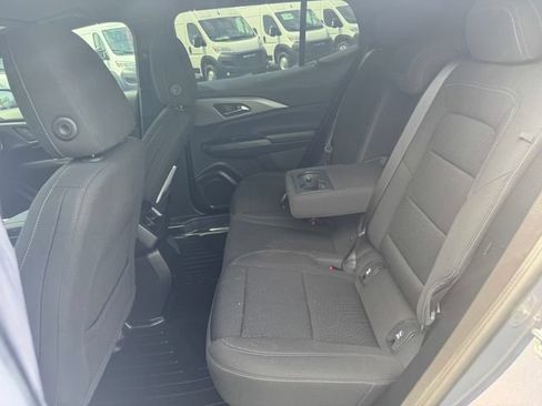 Used 2025 Chevrolet Equinox EV LT w/ Comfort Package FWD image 22