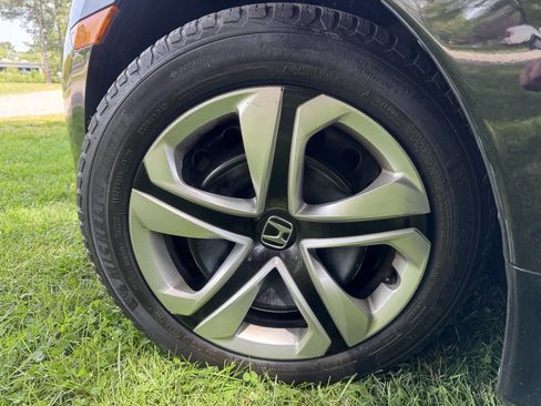 Used 2016 Honda Civic LX image 29