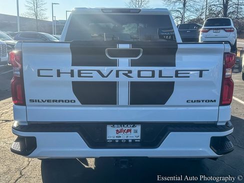 Used 2021 Chevrolet Silverado 1500 Custom w/ Rally Edition image 9