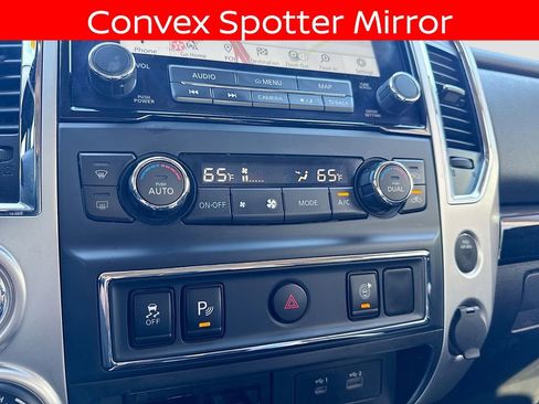 Used 2021 Nissan Titan SV w/ SV Convenience Package image 26