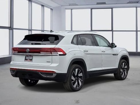 Used 2025 Volkswagen Atlas Cross Sport SE AWD/4WD image 7