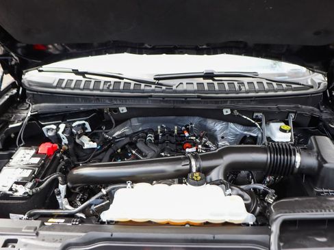 Used 2025 Ford Expedition Active AWD/4WD image 16