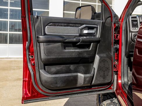 Used 2022 RAM 2500 Lone Star w/ Night Edition image 36