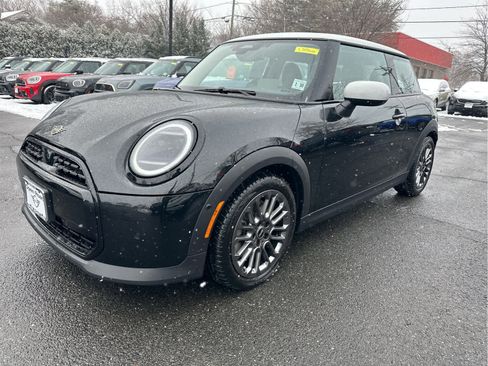 Certified 2025 MINI Cooper 2-Door Hardtop image 2