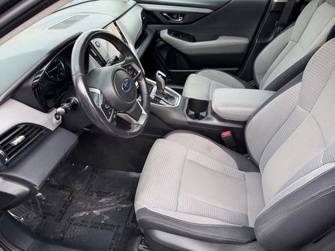 Used 2022 Subaru Outback Premium image 10