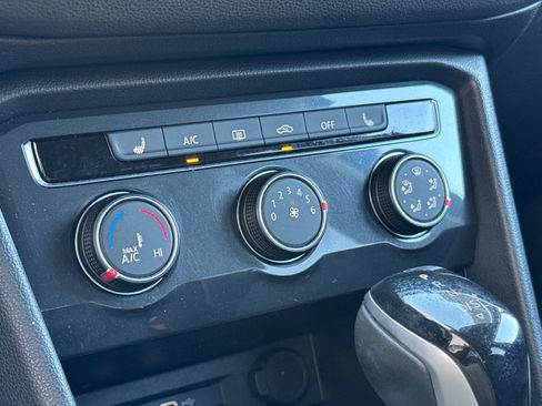 Used 2023 Volkswagen Tiguan S image 21