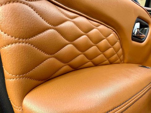 Used 2019 INFINITI QX80 Luxe w/ 22" Wheel Package AWD/4WD image 46
