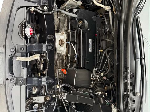 Used 2016 Honda CR-V Touring image 28