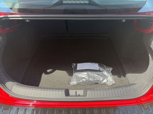 Used 2026 Volkswagen Jetta SE FWD image 14