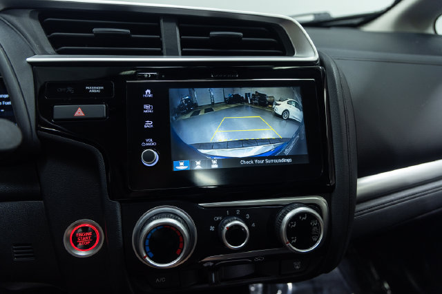 Used 2018 Honda Fit EX image 17