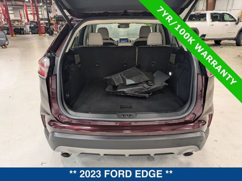 Certified 2023 Ford Edge Titanium image 13