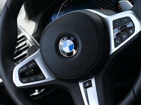 Used 2025 BMW X4 xDrive30i w/ Premium Package AWD/4WD image 25