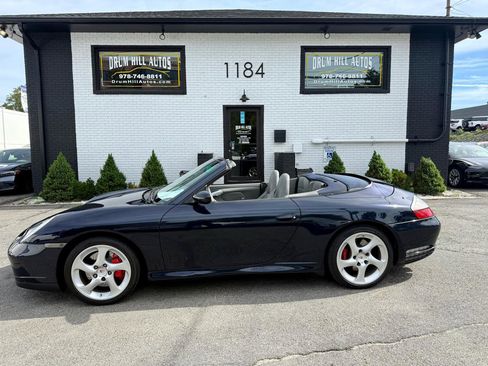 Used 2004 Porsche 911 Carrera 4S AWD/4WD image 2